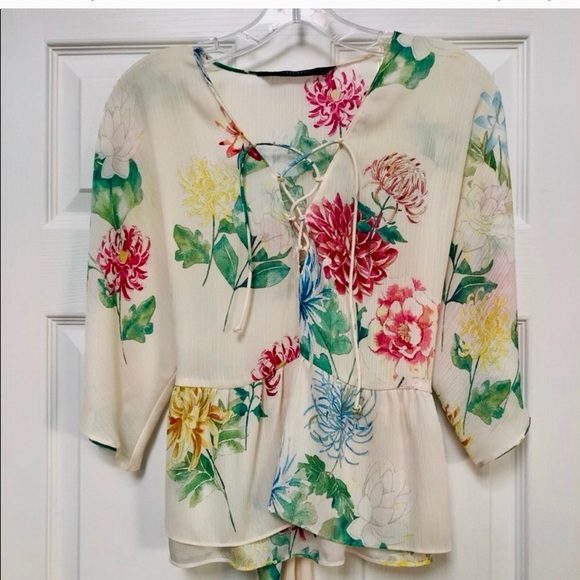 Zara floral blouse Size S with tie around waist - Picture 1 of 9